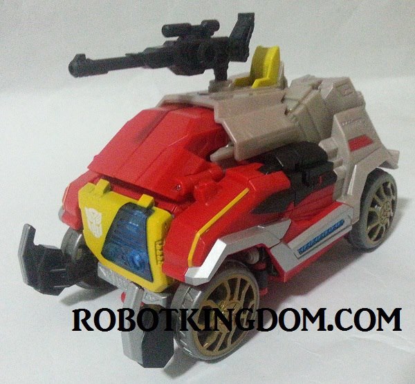 Transformers Fall Of Cybertron Voyager Blaster And Steeljaw In Hand Image  (3 of 8)